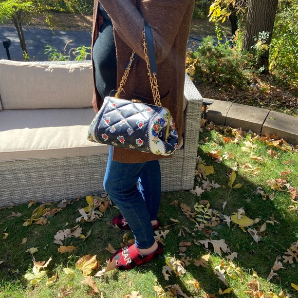 Tory Burch Floral Cleo Handbag - Picture 4 of 8